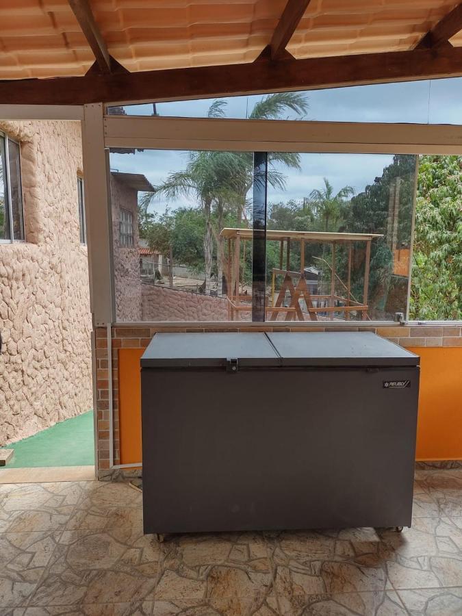 Chacara Bella Vida Com Piscina Churrasqueira Salao De Festas Fogao A Lenha Quadra Aracariguama Esterno foto