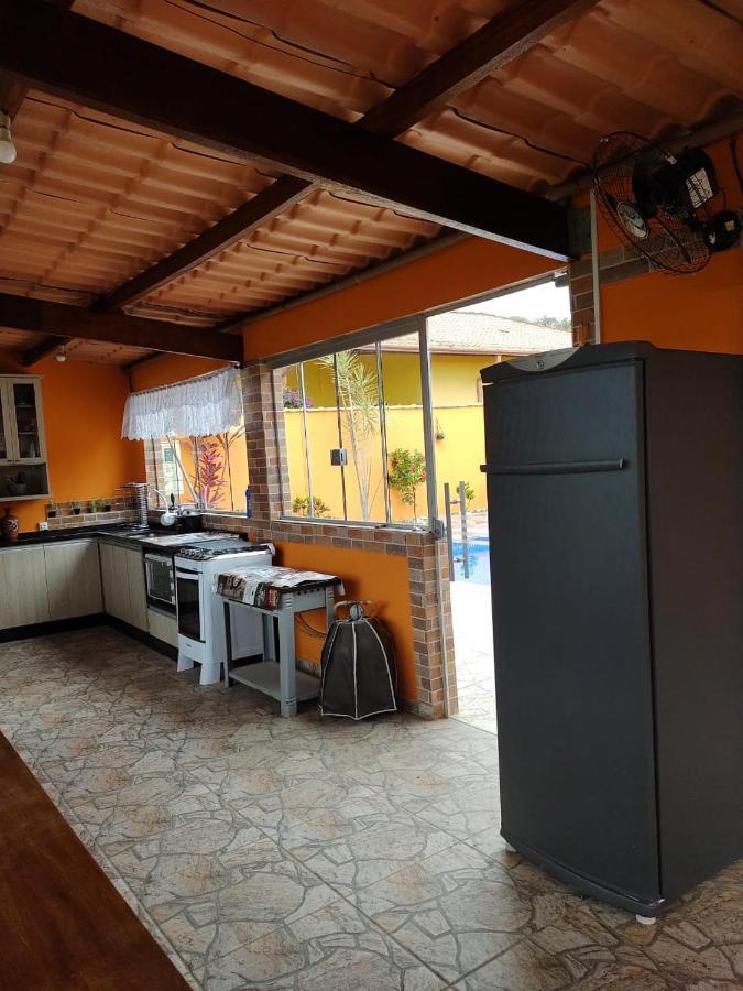 Chacara Bella Vida Com Piscina Churrasqueira Salao De Festas Fogao A Lenha Quadra Aracariguama Esterno foto