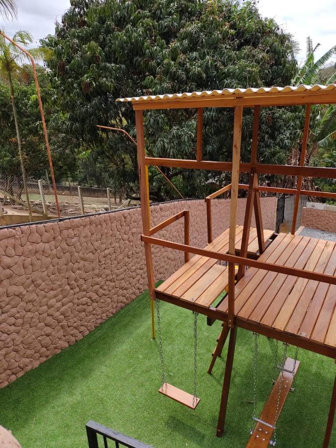 Chacara Bella Vida Com Piscina Churrasqueira Salao De Festas Fogao A Lenha Quadra Aracariguama Esterno foto