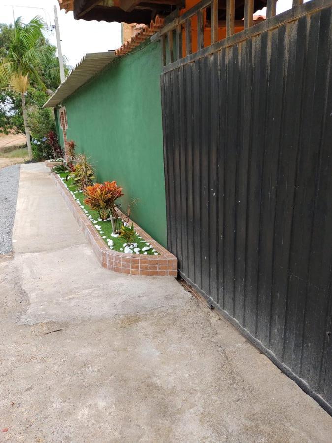 Chacara Bella Vida Com Piscina Churrasqueira Salao De Festas Fogao A Lenha Quadra Aracariguama Esterno foto